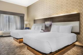 Best Western Plus Parkside Inn & Suites - 1