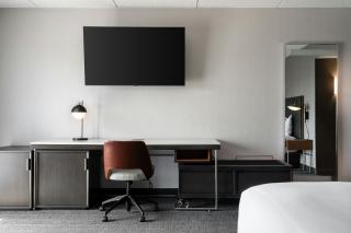 Courtyard Cleveland Beachwood - 5