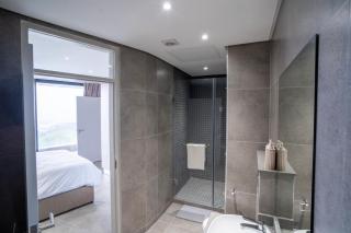 SONRIELE luxury apartments at 262 Florida Road - Durban - 7