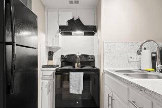 Chic and Cozy Loft near Q2 Stadium & North ATX - 1