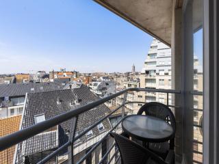 Spacious studio near seafront - 3