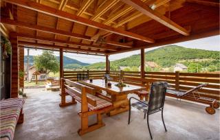 4 Bedroom Beautiful Home In Otocac - Otočac - 8