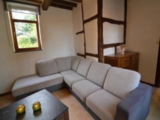 Farm Stay with Sauna, Teuven - Teuven - 1