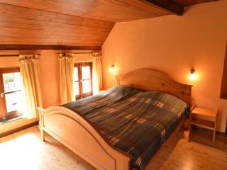 Farm Stay with Sauna, Teuven - Teuven - 6