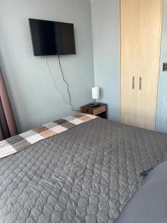 Never Give Up Suites - 4