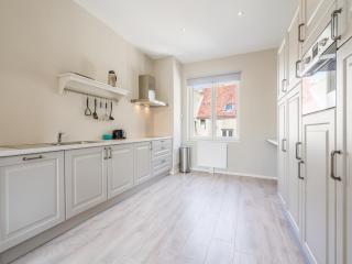 Bright apartment in the city center - 6