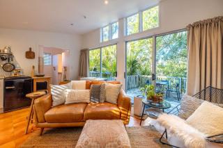 The Palm Hideaway - Our Island - - 9