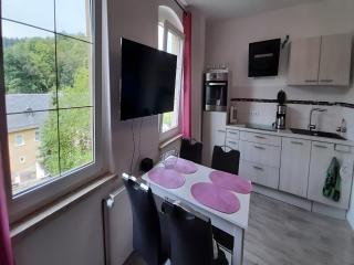 Lakeside Comfort with Garden - Burgk - 9