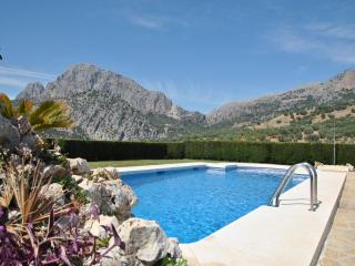 Villa in Málaga with Stunning Views - 2