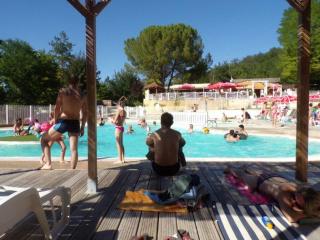 Mobil-home confortable avec terrasse pour 6 personnes - API-1-52-647 - La Cassagne - 3