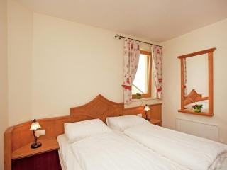 Chalet in Saalbach near Ski Lift & Sauna - Saalbach-Hinterglemm - 6