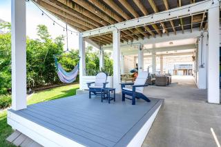 Bayside Bliss - Private Dock, Golf Cart, Kayaks & Firepit - 9
