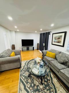 Barrie Family Getaway 3BR - - 4