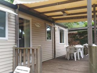 Mobil-home spacieux avec terrasse pour 6 personnes à Saint-Maime - API-1-52-487 - Saint-Maime - 0
