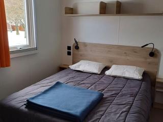 Mobil-home avec terrasse 2 ch, Langogne - API-1-52-562 - 6