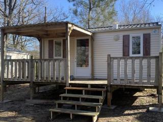 Mobil-home cosy avec terrasse pour 2 personnes - API-1-52-575 - 0