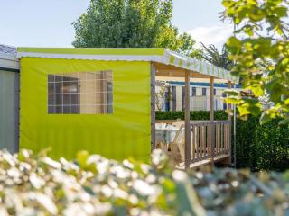 Mobil home avec terrasse pour 6 personnes - API-1-52-615 - 8