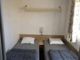 Mobil-home 32m², 3 chambres, terrasse et cuisine équipée - API-1-52-601 - 7