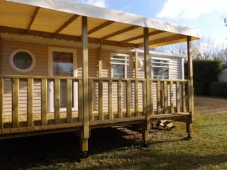 Mobil home confortable avec terrasse et équipement complet - API-1-52-601 - 2