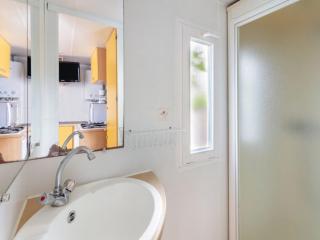 Mobil-home cosy avec terrasse à Bormes-les-Mimosas - API-1-52-732 - 9