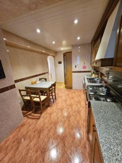 F1 Luxury Apartment - 1