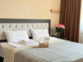 RARE FIND! UNBEATABLE LOCATION! FIVE STARs, SPARKLING APARTMENT IN THE HEART OF YEREVAN! - Erevan - 7