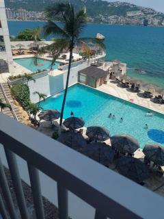 SUITE EN TORRES GEMELAS a pie de playa 611 - 7