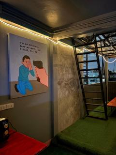 Nomad Yard Hostel - 1