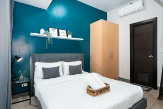 Parksuites Stylish 1Br Balcony near Uptown Mall - Sampong - 1
