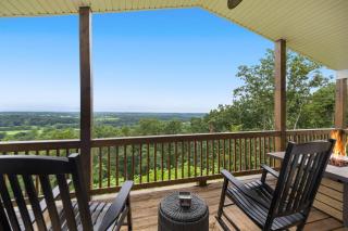 The VUE - On Top of Paradise - White Post - 3