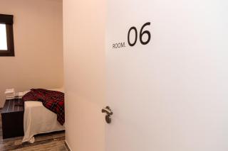 8 Rooms Tarifa - 5