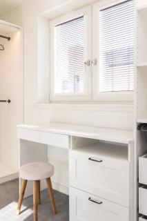 Gorgeous central 3 bed house free parking & garden - 4