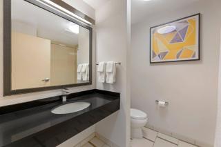 Comfort Inn & Suites Akron South - Akron - 3