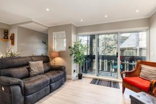 LAGOONS 20 Village location Rare 5BDR Condo With Private Hot Tub - Whistler - 1