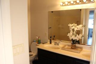 Luxurious 5-Bedroom Retreat with Saltwater Pool and Spa - 8