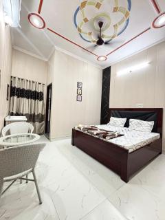 Private room -Tulsi Homestay - 0