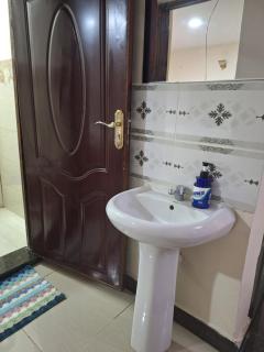 Mellow Homes 1&2 Bedrooms fully furnished apartment - 2