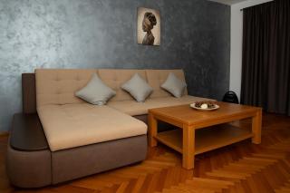 Cozy Home Apartment - 9