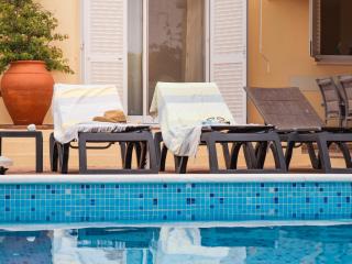 Beach villa Casa de Amanhã 450 mts to the beach with beautiful garden and heated saltwater pool - 5