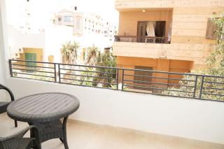 DrHOTEL لإسكان الطالبات الجامعات فندق بنات فقط - 6th Of October - 8