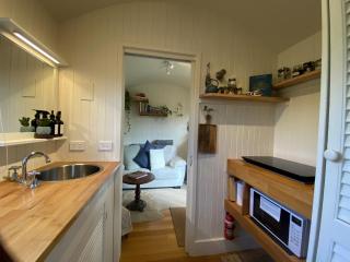 Holly Tree Hut Eco Farmstay - 1
