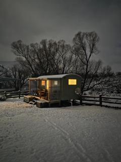 Shepherds Hut Gateway to Tekapo and the MacKenzie District - 8