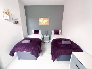 5BDR Manchester Stay | Tram Access|Free St Parking - Manchester - 1