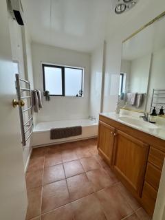 River Stone Retreat - Turangi - 6