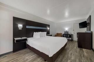 Quality Inn & Suites Airport - 0