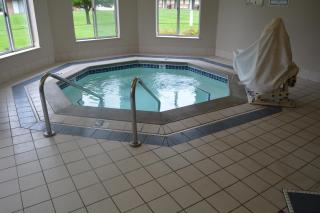 Best Western Beacon Inn - Grand Haven - 2
