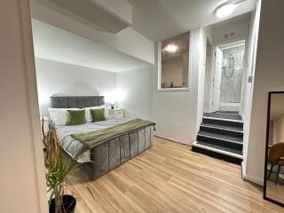 The Bath Street Retreat - Ilkeston - 1