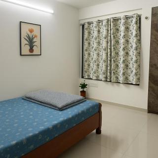 Luxebnb-2Bhk Apartment - 7