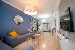 Casa Sol - 3 Bedroom, Walk to Beach, Ultra Fast WiFi, 2 balconies, Walk to Beach - Limassol - 4