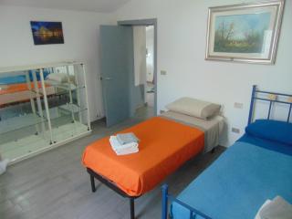 L'Attico - - 2